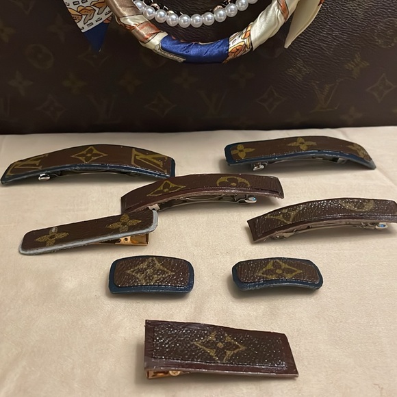 Saving the Planet, One Bag at a Time 🥰 - Picture 3 of 7